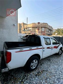 نیسان نەڤارا